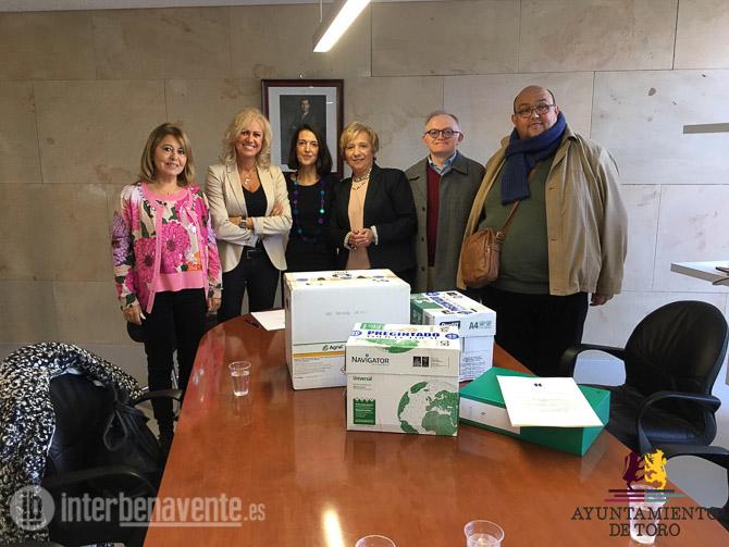 Unidos Contra el C&aacute;ncer present&oacute; hoy m&aacute;s de 4.000 quejas en el Procurador del Com&uacute;n