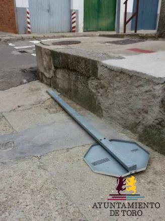 El Ayuntamiento pide colaboraci&oacute;n para identificar a los autores de actos vand&aacute;licos