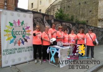 La campa&ntilde;a Con un par..., de Unidos contra el C&aacute;ncer, informa sobre los tumores de pr&oacute;stata La asociaci&oacute;n conciencia sobre