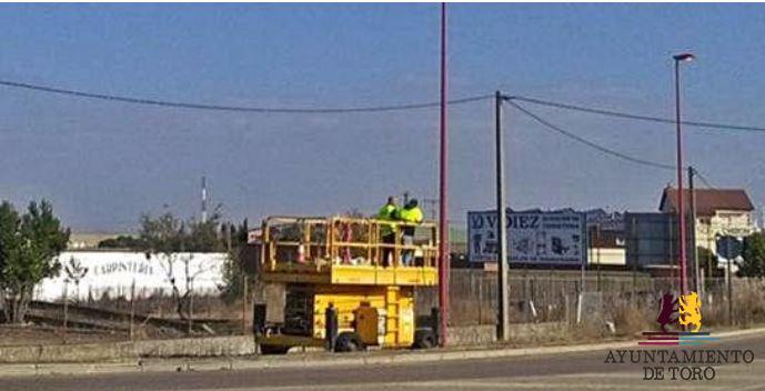 Obras rescinde contratos de contadores de luz de servicios sin actividad hace d&eacute;cadas en Toro