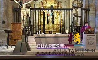 Las parroquias retransmiten a diario en las redes el oficio de la eucarist&iacute;a desde la Colegiata