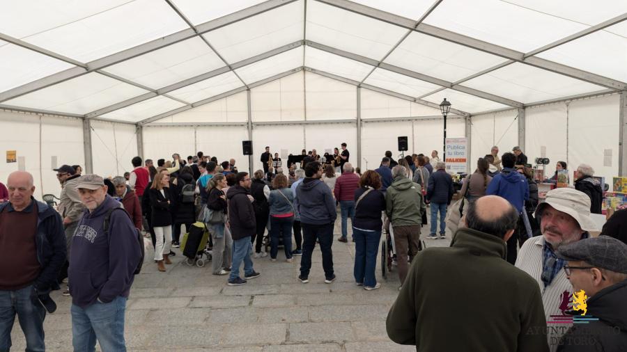 Toro cierra su cuarta edici&oacute;n de la Feria del Libro